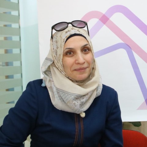 الاستاذة خولة المحتسب 